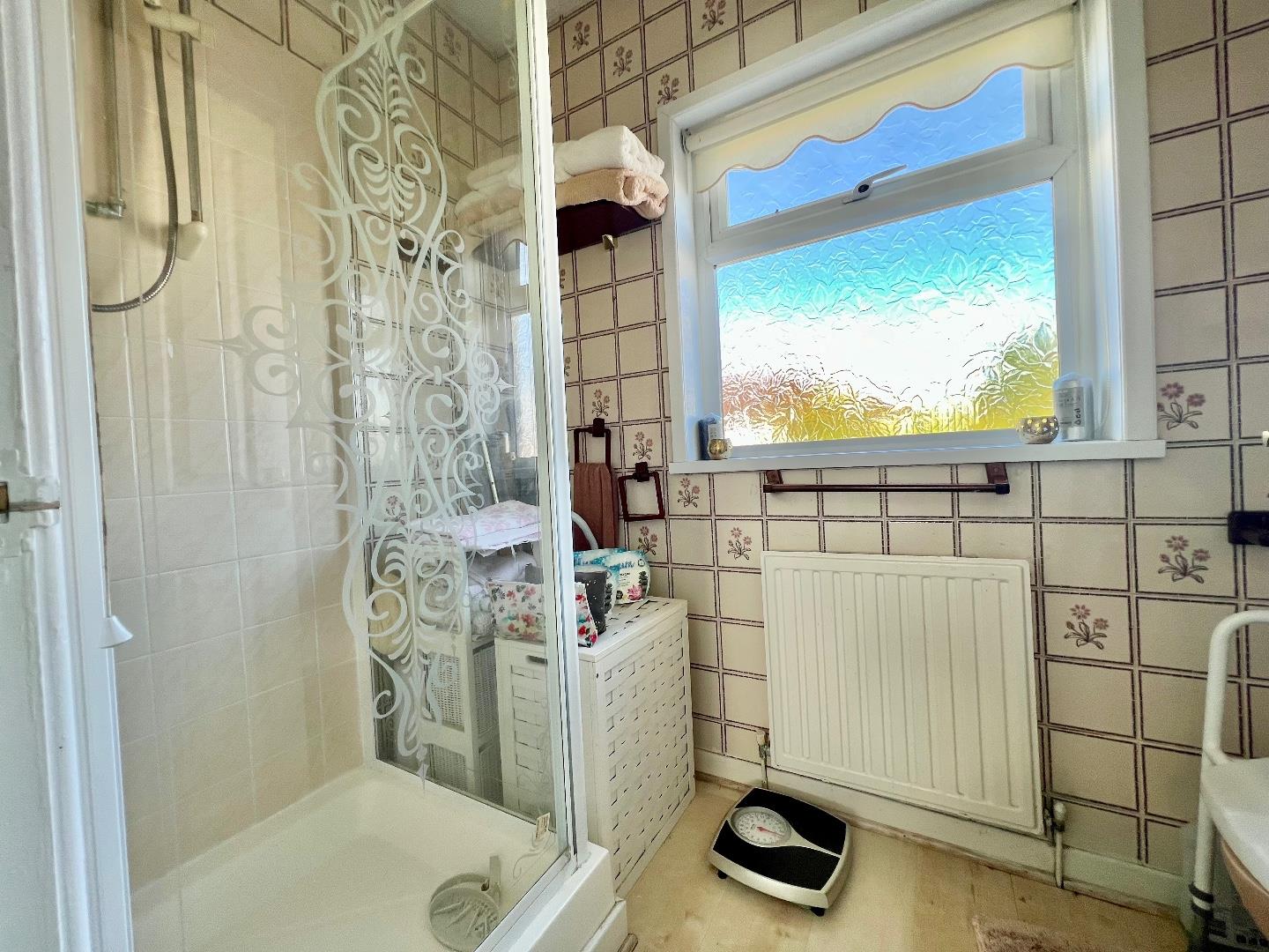 Glenwood Close, Coychurch, Bridgend County Borough, CF35 5EU